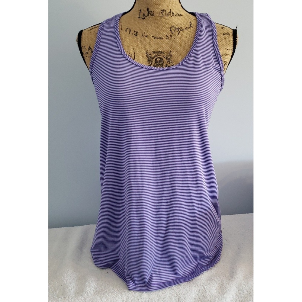 Danskin‎ Womans Athletic Top Size Medium T back
